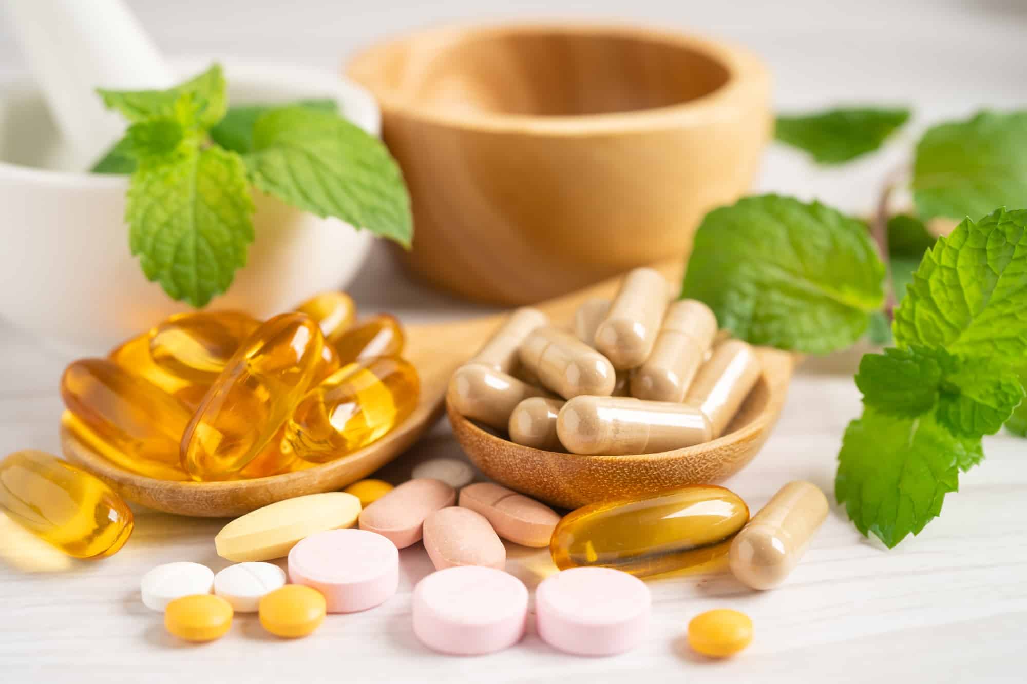 Alternative medicine herbal organic capsule with vitamin E omega 3 fish oil